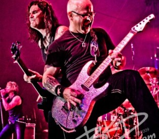 WARRANT guitarist Joey Allen talks touring, guitars and new recordings with LRI