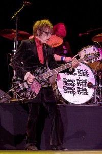 Tom Petersson and Daxx Nielsen, photo by Todd Reicher