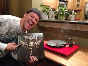 Jericho with the LRI-preferred format Fozzy's latest, Sin and Bones! 