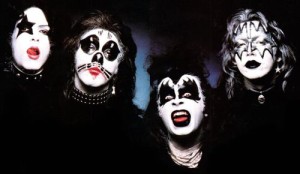 kiss1
