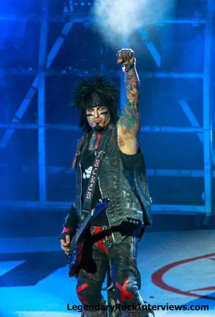 Nikki Sixx at Alpine Valley, 2012 photo by Todd Reicher for LRI