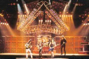 Autograph and their big ass stage back in the day!