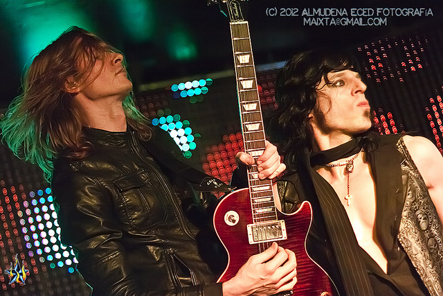 Adam and Chad photo by Maixta