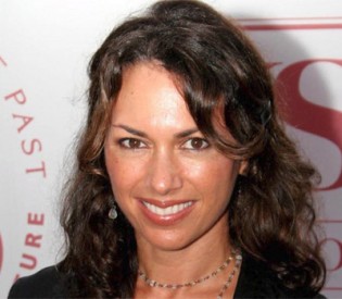 Susanna Hoffs talks to LRI about her life, her new solo tour and The Bangles
