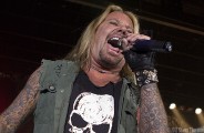 Vince Neil- Manistee, MI – Little River Casino 10/26/12 (Photos)