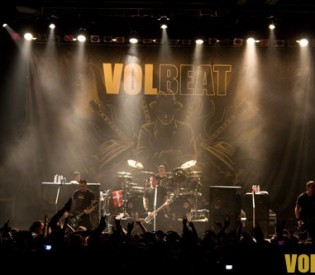 GIGANTOUR- Lacuna Coil, Volbeat, Motorhead and Megadeth- Milwaukee, WI- Eagles Ballroom 2/12/12