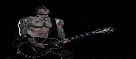 Richard Fortus discusses Guns N’ Roses future, playing with Izzy Stradlin, The Dead Daisies Revolución and more!